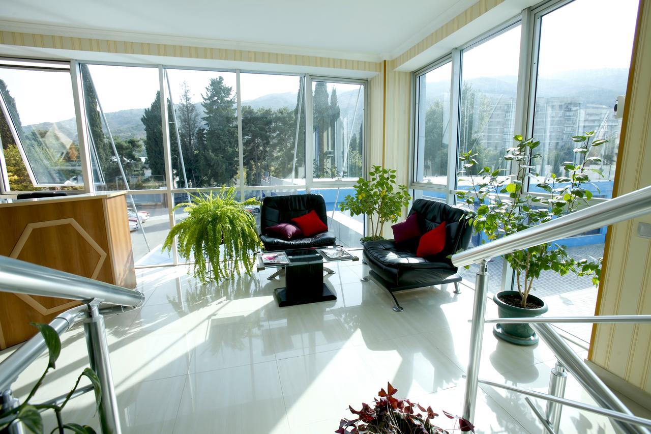 Sport Time Hotel & Spa Tbilisi Buitenkant foto