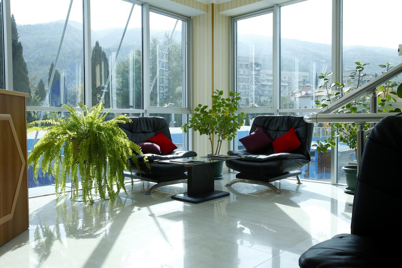 Sport Time Hotel & Spa Tbilisi Buitenkant foto